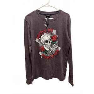 NWT from 3/2014 Empyre Large Long Sleeve Skull and Roses Graphic Tee